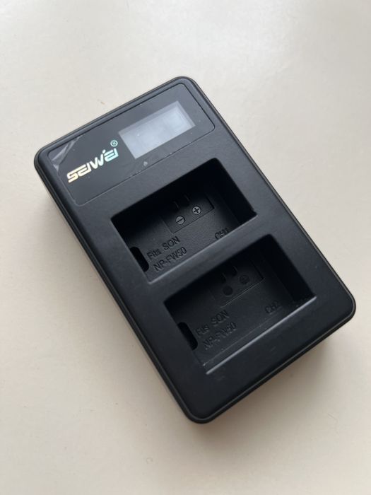 Sony a6300 + 16-50mm + 50mm + 28-70mm