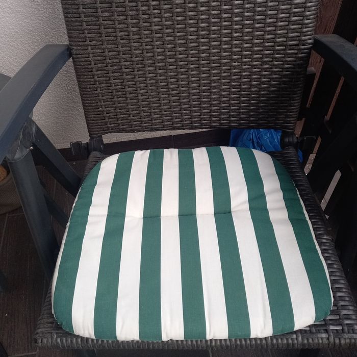 Poduszki ogrodowe biało zielone 2+ 1