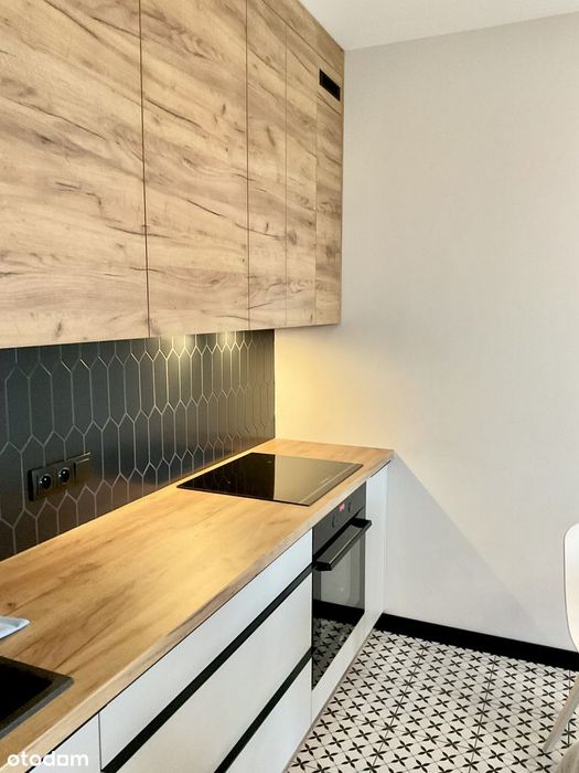 Apartament w Sercu Łodzi Otulony Zielenią – Osiedle 8 Dębów