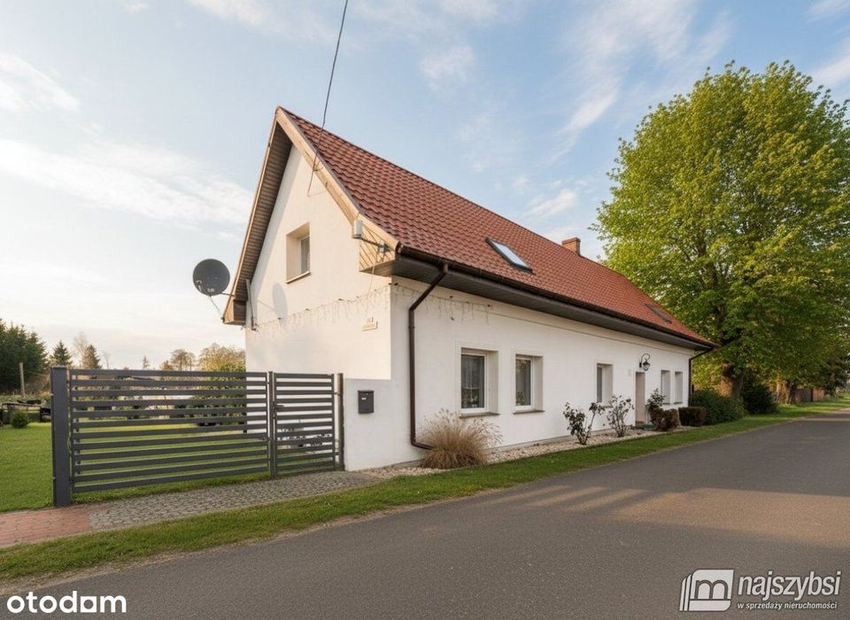 KRZEMIEŃ - Dom  z linią brzegową i potencjałem
