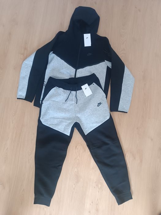 Nike Tech Fleece
