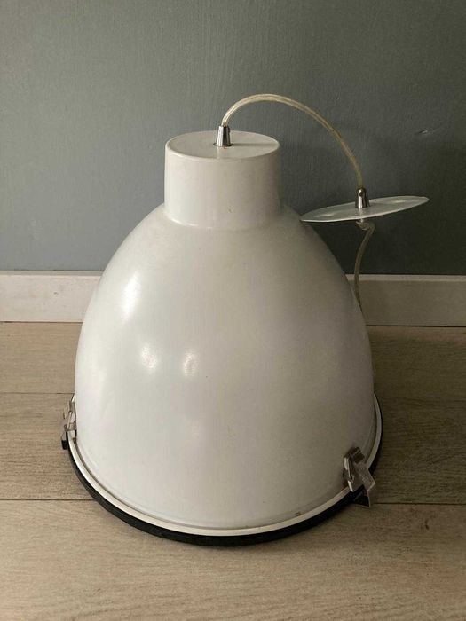 Lampa loftowa metalowa industrialna biała solidna gwint E27