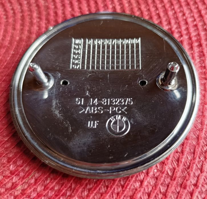Oryginalny emblemat znaczek BMW-82 mm