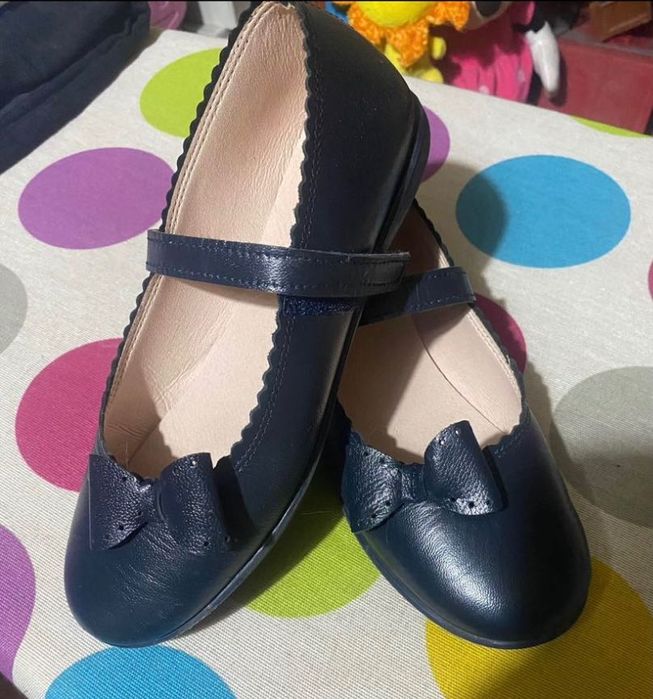 Sapatos menina 33