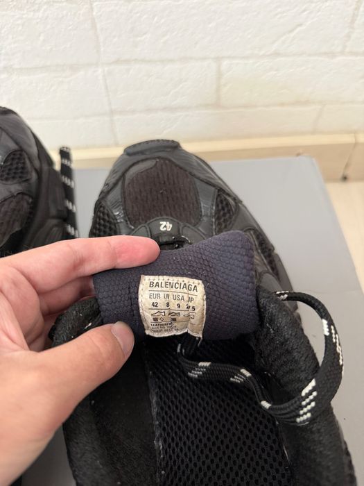 Balenciaga 3xl black 42
