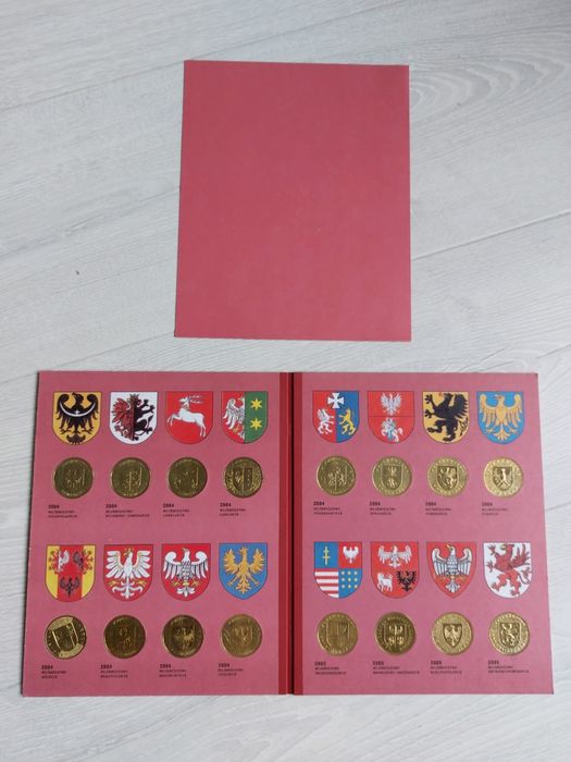 Klaser/ album monety dwuzłotowe/ herby 16 województw