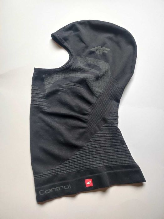 kominiarka termoaktywna bezszwowa 4F narciarska snowboardowa sportowa