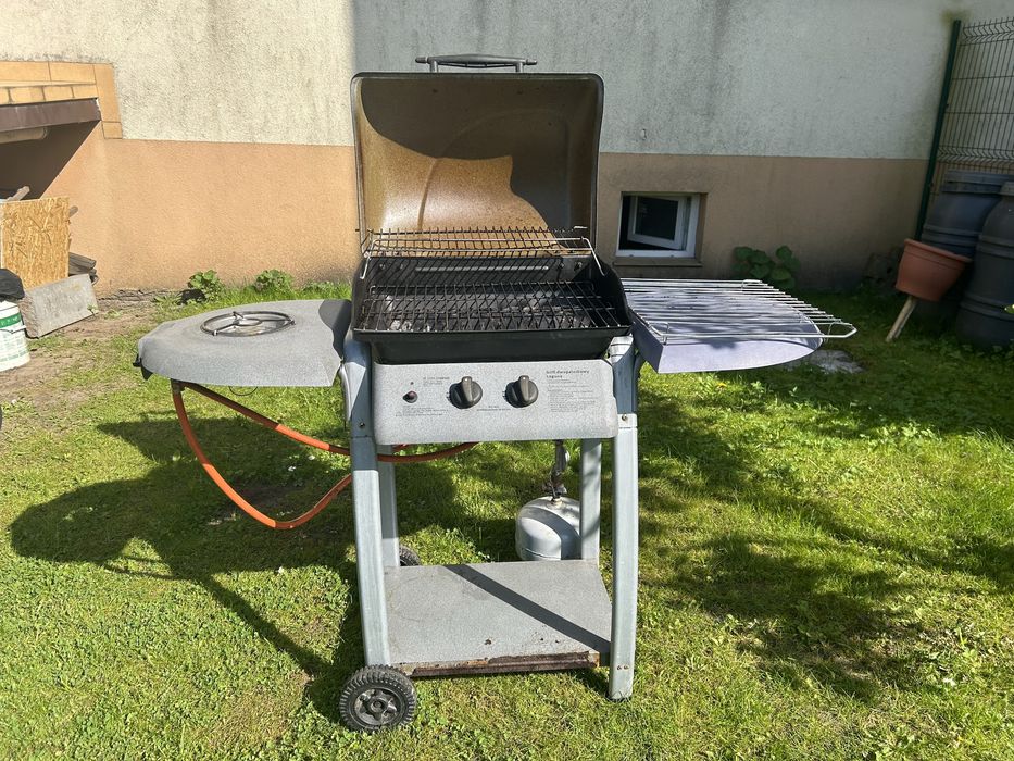 Grill gazowy - dwupalnikowy