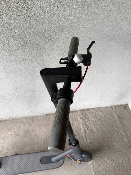 Електросамокат Xiaomi Mi Electric Scooter