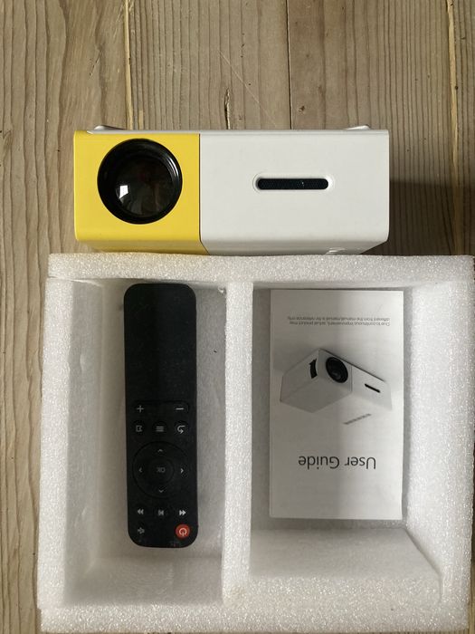 LED TFT LCD Projector447235594167920644