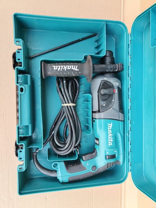 Makita HR2470 wiertarka udarowa SDS młotowiertarka walizka
