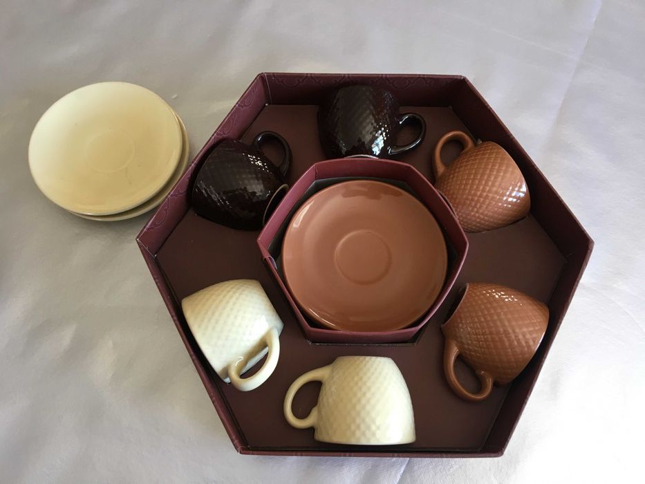 Conjunto de chávenas de café + pires 6 unidades
