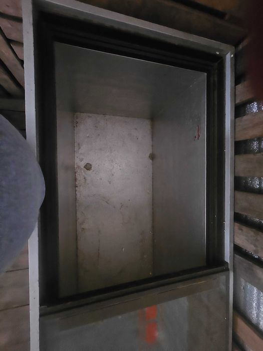 Продам морозильную камеру ларь