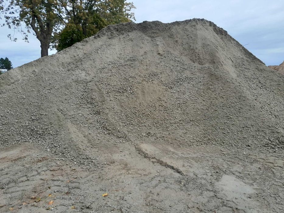 Piasek Zasypowy Pospółka Ziemia Czarnoziem 0-2 0-4 Żwir Gróz Stepnica