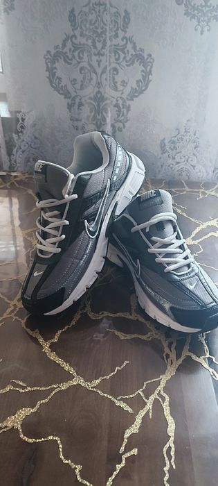 Класні Кросівки NIKE