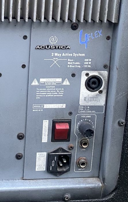 Vendo 2 graves amplificados ACUSTICA 4flex