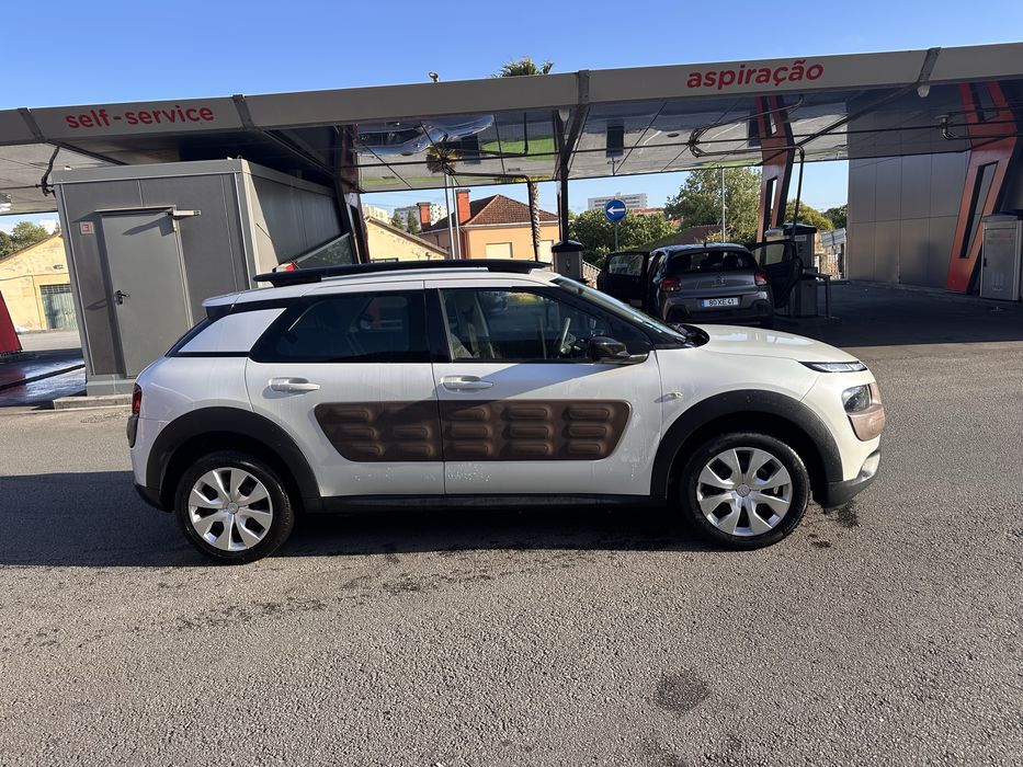 Citroën C4 Cactus 1.2 PureTech – 82cv – Gasolina – 2017