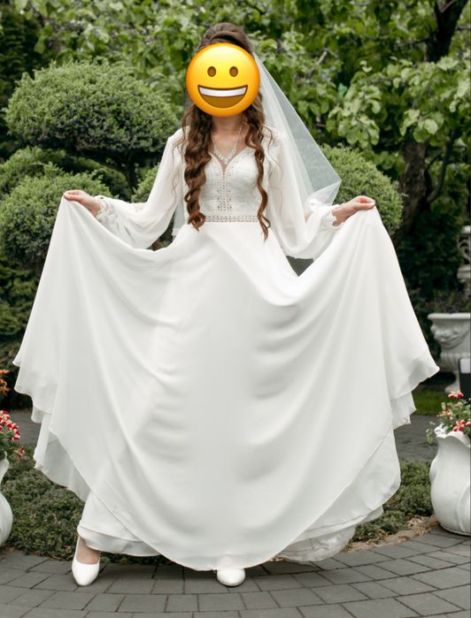 Весільна сукня