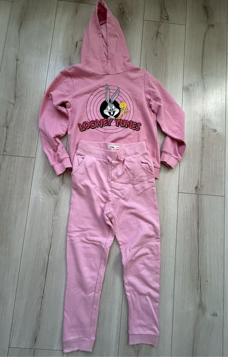 Костюм на дівчинку