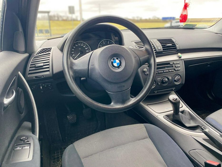 BMW 118 Benzyna 2.0 - Klimatyzacja - 241 tys km