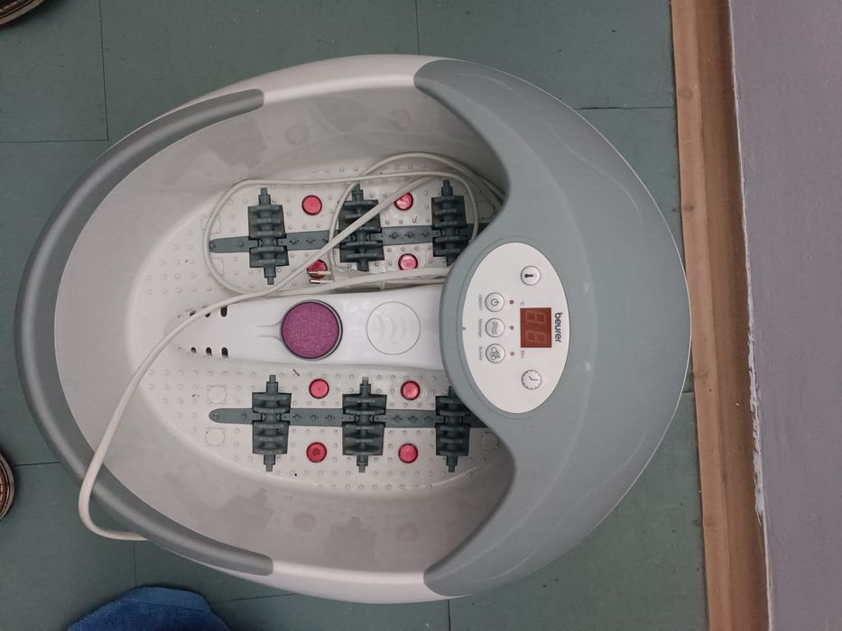 Masażer do stóp z wibracjami i podczerwień