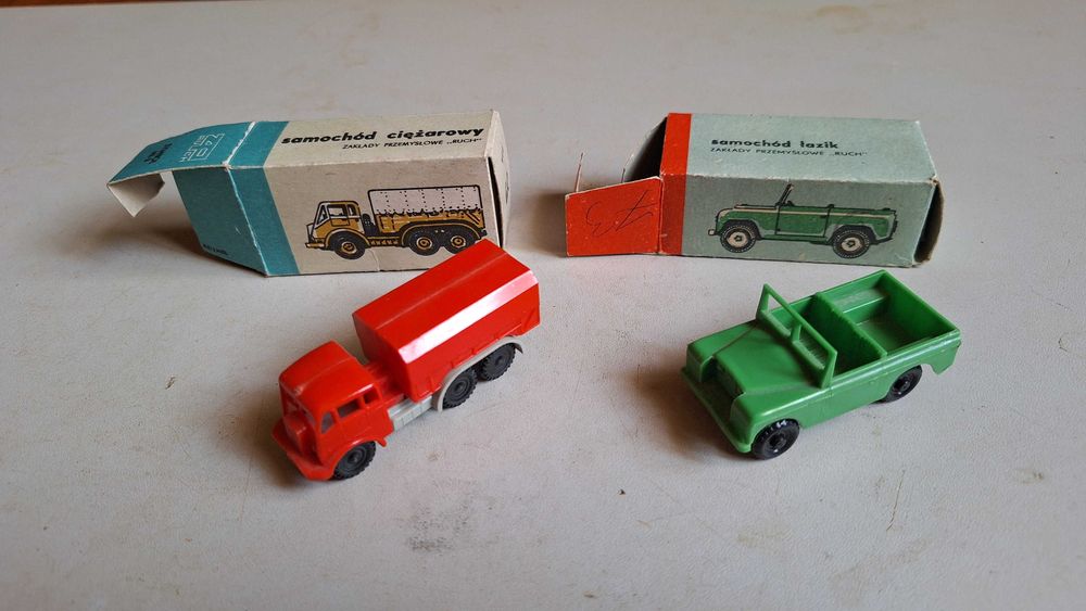 samochód prl - 2 szt - kioskowce - samochodzik