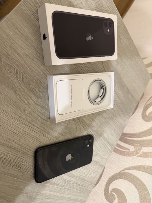 Iphone 11 , 64 з коробкою