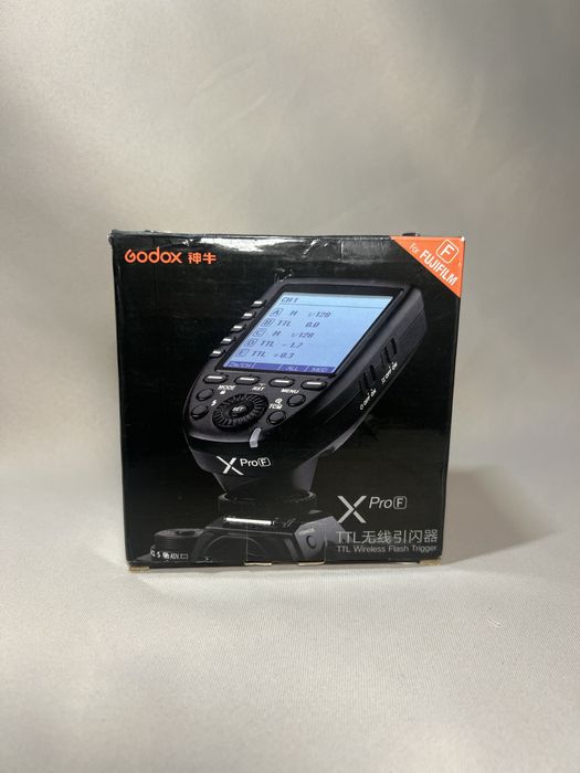 Бездротовий передавач радіосинхронізатор для спалахів XPro-F