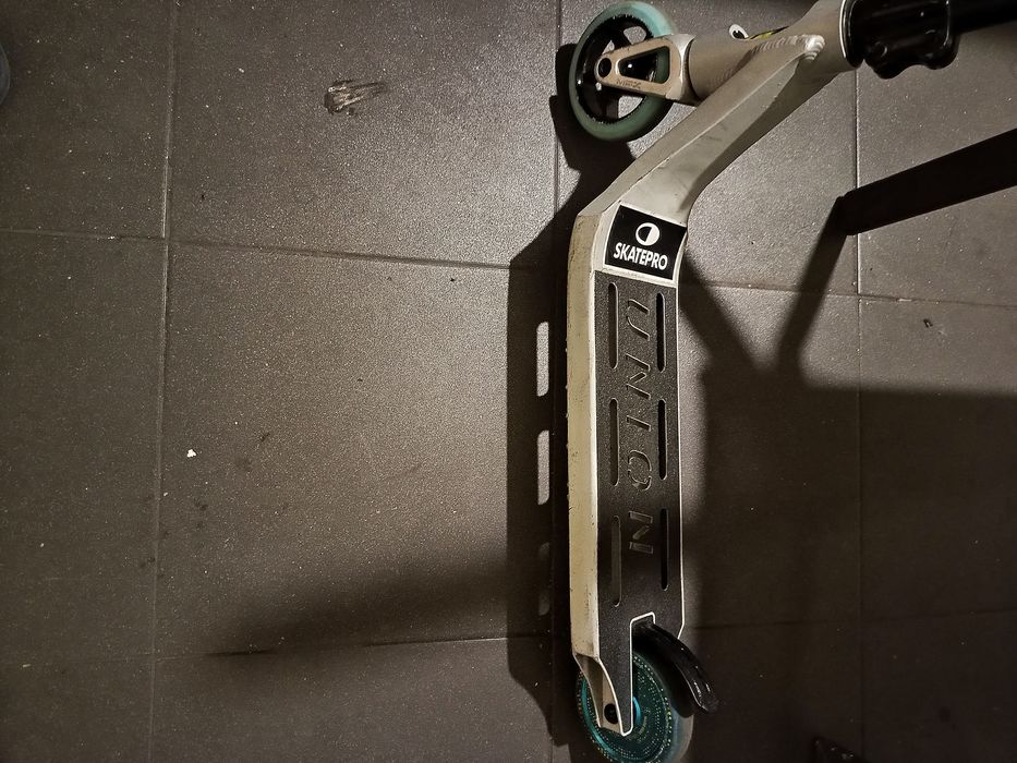 Hulajnoga wyczynowe z deckiem/podestem union