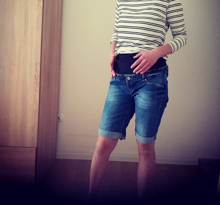 Wygodne jeansowe ciążowe krótkie spodenki H&M Mama