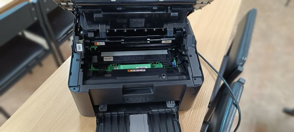 Принтер Brother 1112r