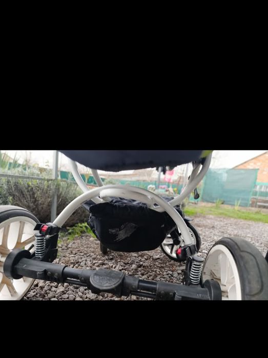 Продам візочок 2/1