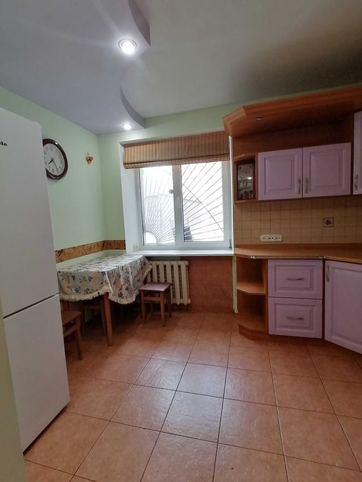 Продам квартиру 106 кв.м. низ пр. Поля/Антоновича/парк Глобы/школа Планета счастья