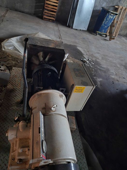 Compressor de parafuso