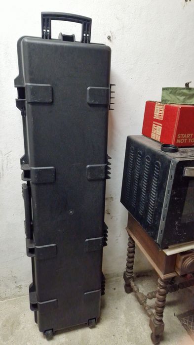 Vendo mala rígida para armas longas