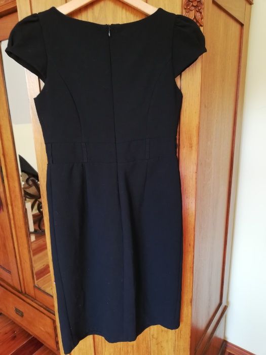 Sukienka typu mała czarna
