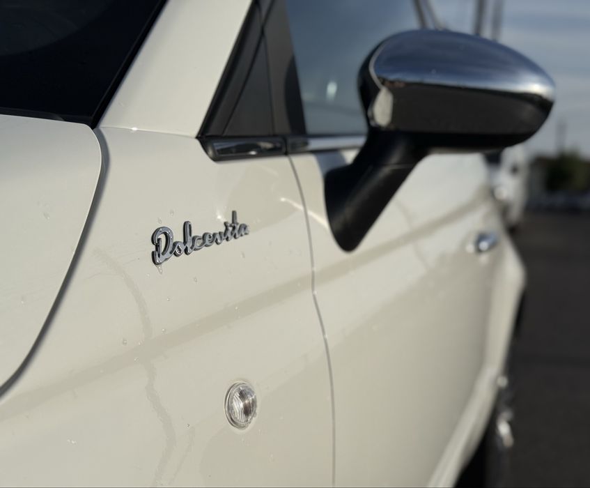 Fiat 500 Hybrid Dolcevita 2023