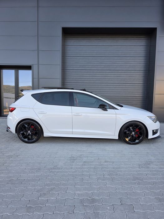 Seat Leon FR 5F LOOK CUPRA