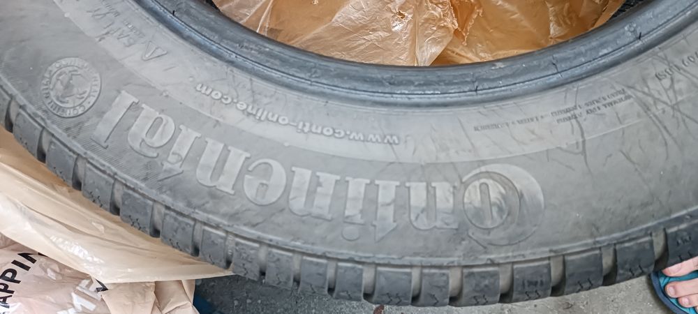 215/60/16 Continental