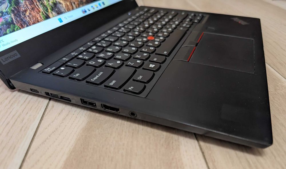 Ноутбук Lenovo ThinkPad X390 i5 8GB 256GB SSD FullHD Windows 11 Pro