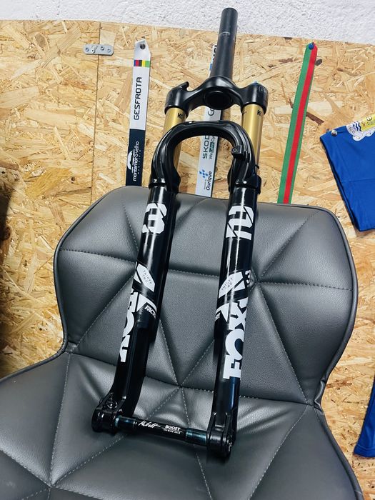 FOX 32 SC Factory 29”