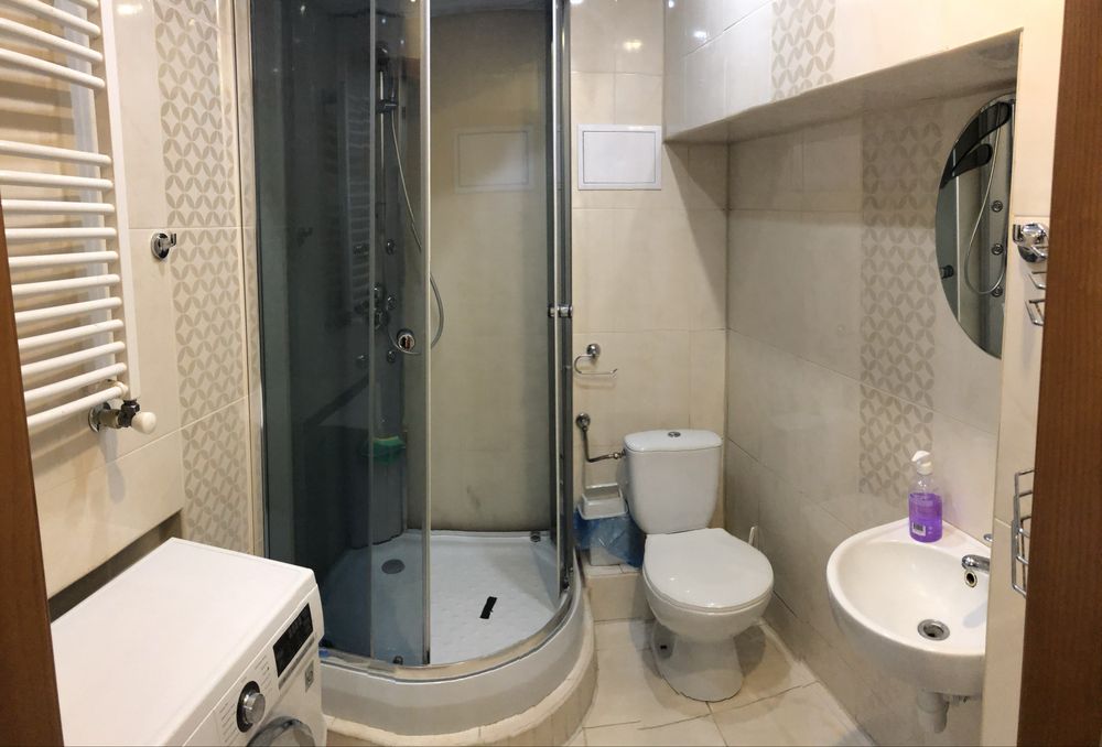 Простора 2 кімнатна кв. біля лісу,Поляна,Закарпаття,поруч ринок,котел