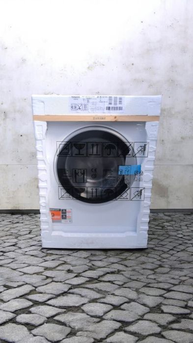 Máquina de Lavar Roupa Hotpoint Nova