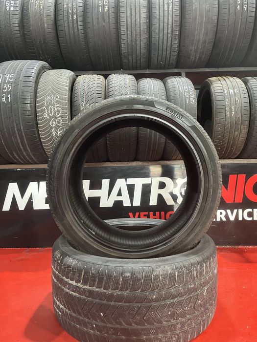 Pirelli - 305/35R21