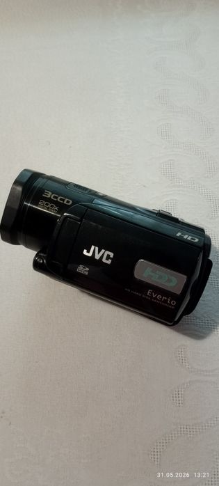 Відеокамера jvc Everio
