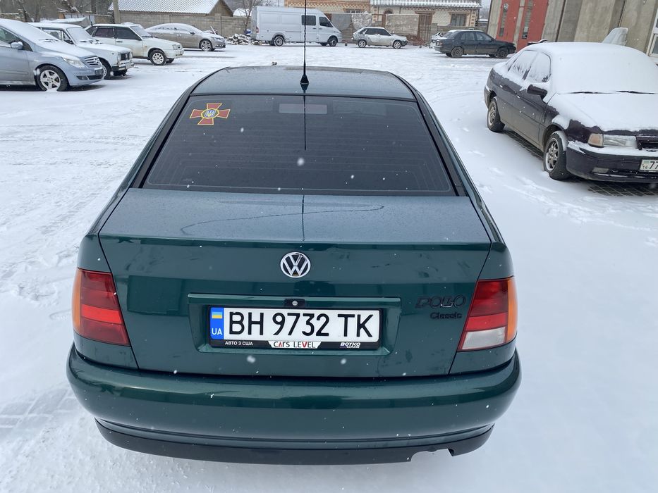 Volkswagen Polo Classic 1.4 бензин 1998 год