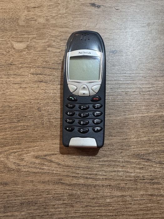 Nokia 6210 – klasyk w bardzo dobrym stanie!