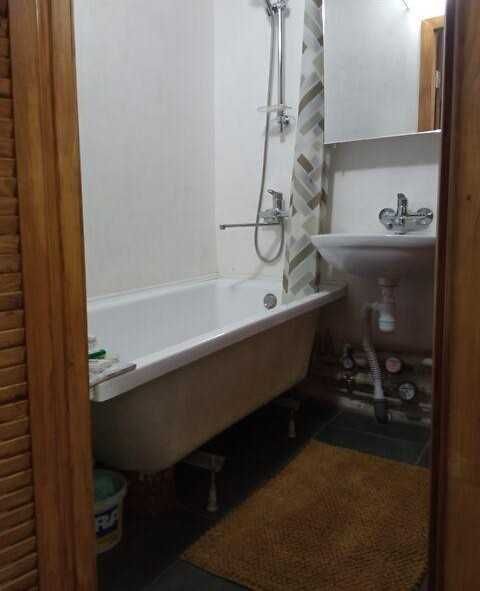 Продаж 1к квартири Горіхуватський шлях вул. / Родимцева вул. 3а