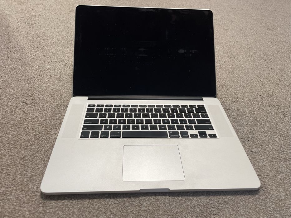 Apple MacBook PRO 15