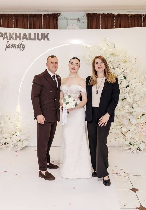 Ведуча, музика, тамада,весілля,жива музика,  музичний супровід, діджей